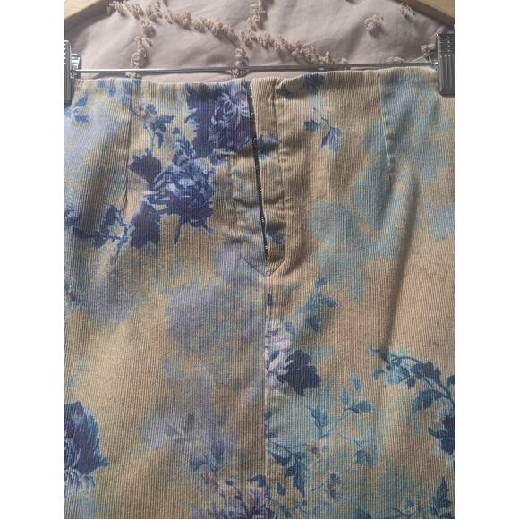 Rare specialty Skirt - blue/cream floral patterned soft corduroy with stretch - Picture 3 of 9